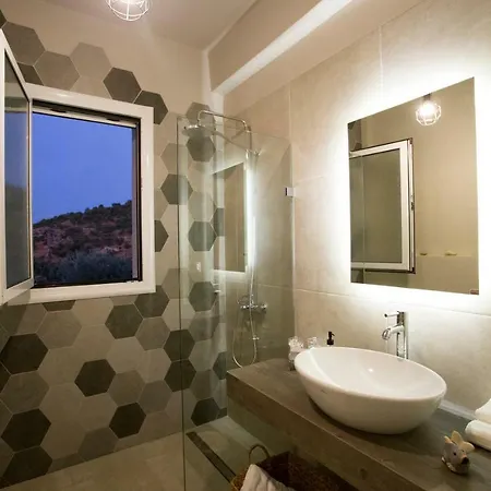 Kalavria Luxury - Magnificent Sea View Of Poros *